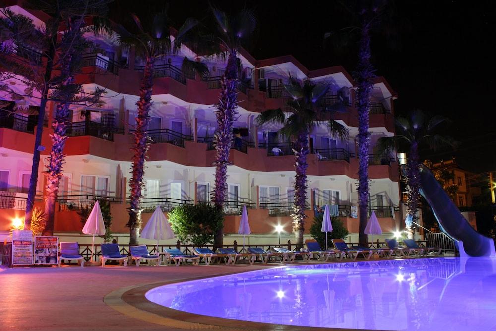 Semoris Hotel Side Eksteriør bilde
