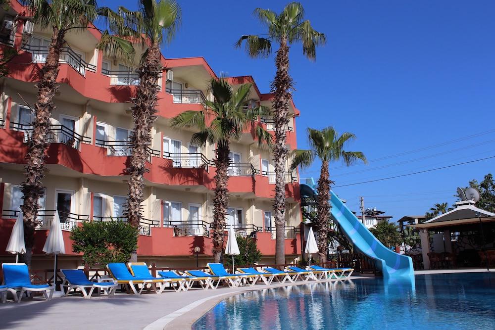 Semoris Hotel Side Eksteriør bilde
